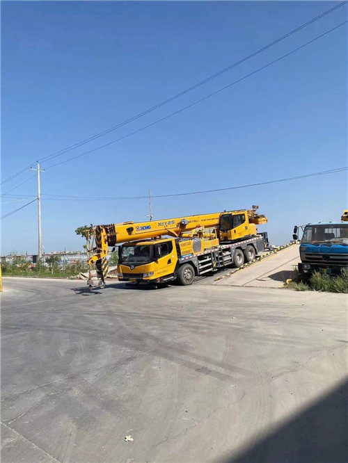 高淳区吊车作业时，可能会产生哪些额外收费项目？